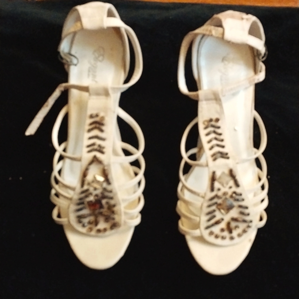 Size 11 wedges beige